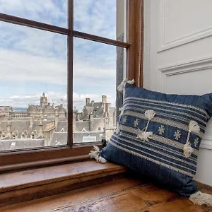 Stunning Panoramic Views: Heart Of The Royal Mile Appartement Édimbourg